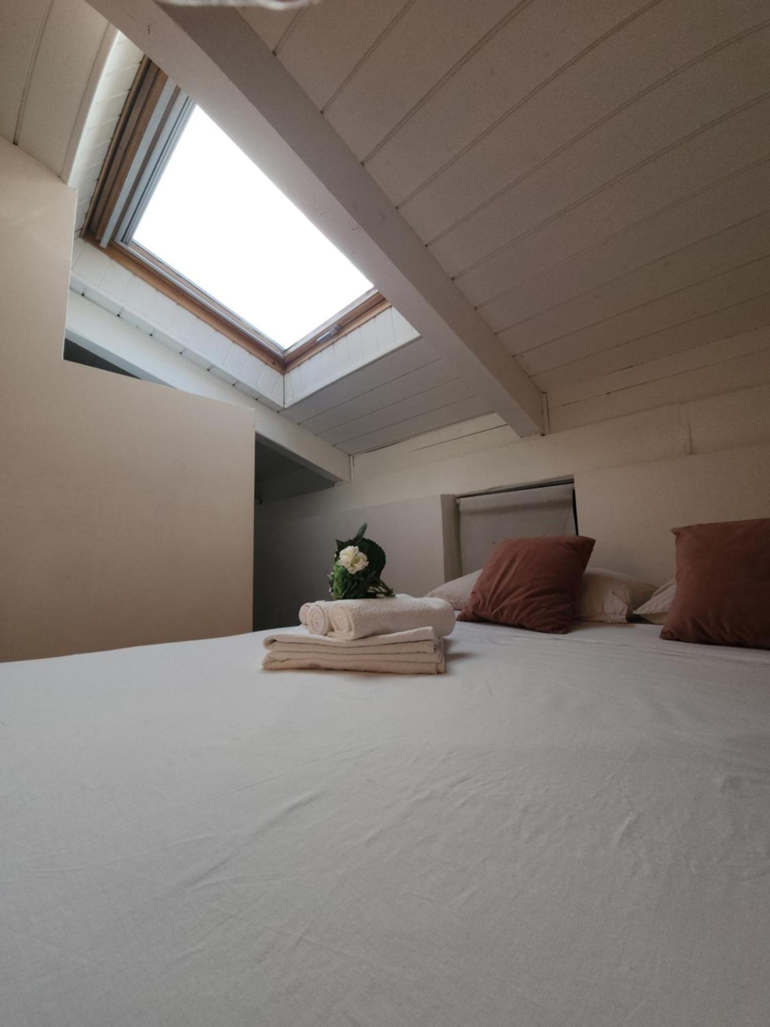 Bed & Breakfast Gaia - A Due Passi Dal Centro - Parcheggio Privato Turin